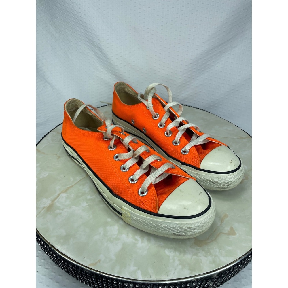Converse All Star Low Top Sneakers Women 7 Orange Canvas Lace Up Streetwear Shoe